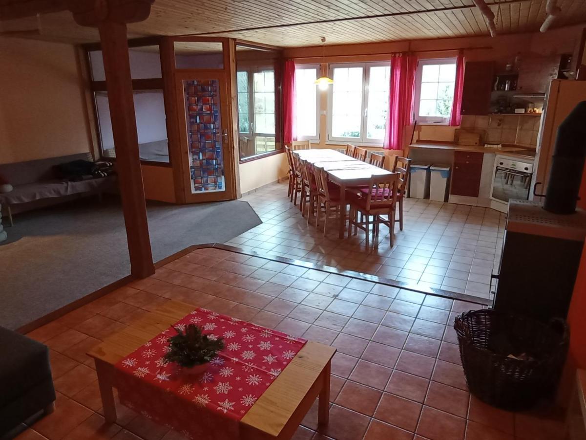 Bydlinska Zahradka Tesikov Villa Sternberk Luaran gambar